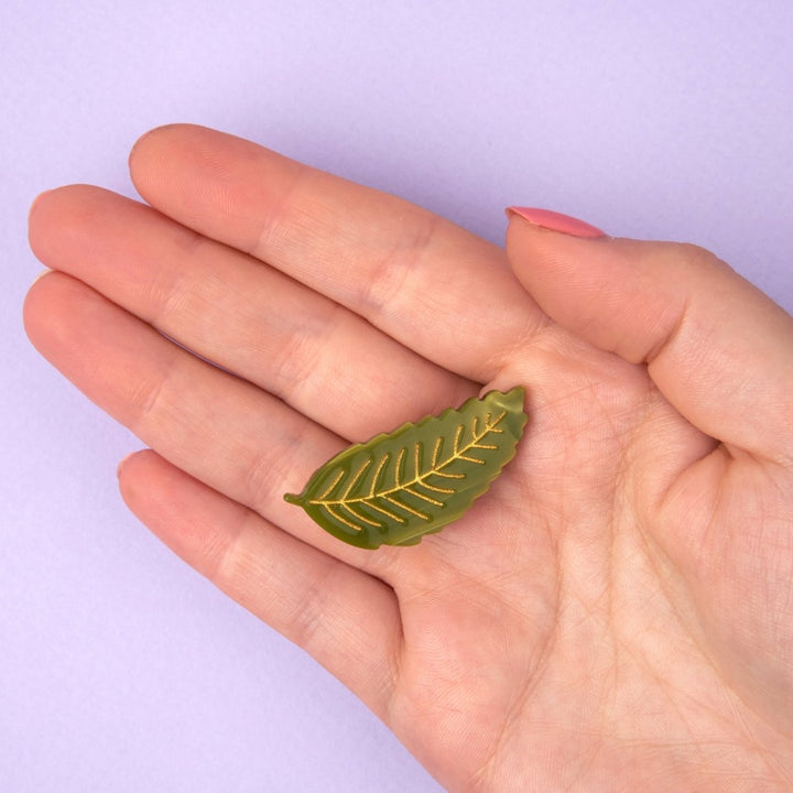 Coucou Suzette Chestnut Leaf Hair Clip - Handmodel Details