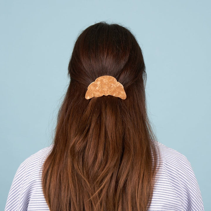 Coucou Suzette Croissant French Barrette - Model Tragebild