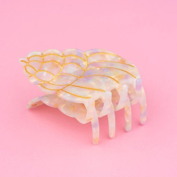 Coucou Suzette Shell Hair Claw - Produktbild Detail rosa Hintergrund