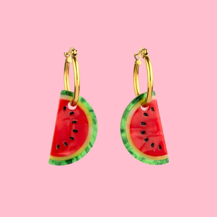 Coucou Suzette Watermelon Earrings - Produktbild mit rosa Hintergrund