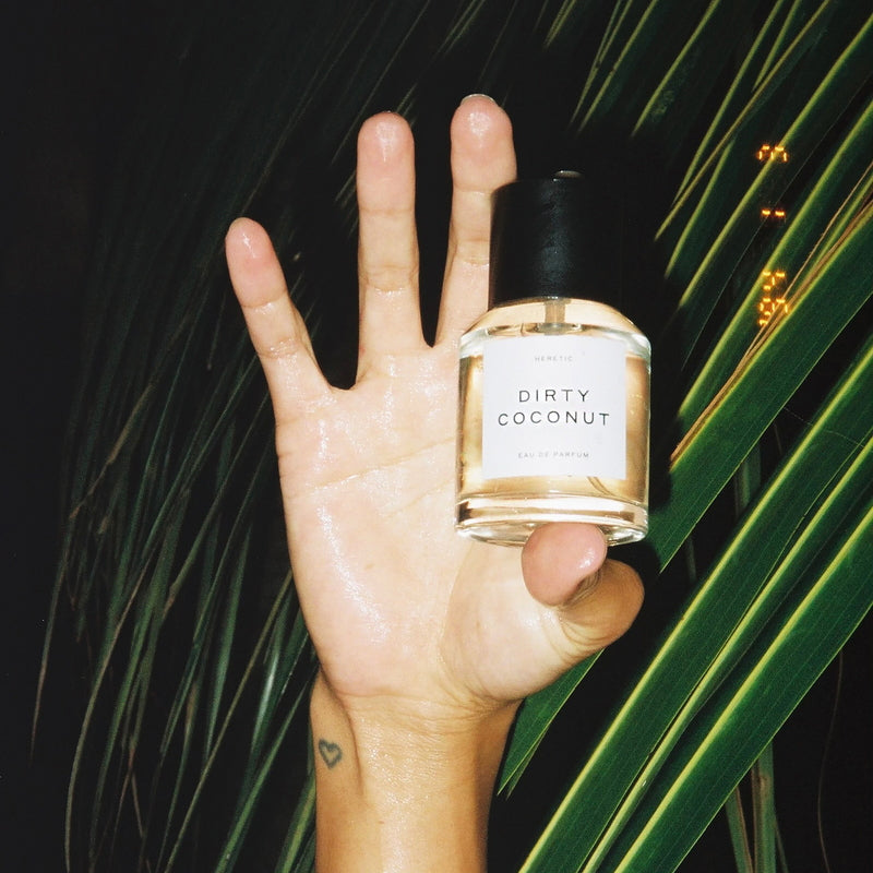 Heretic Parfum Dirty Coconut Eau de Parfum - Handmodel