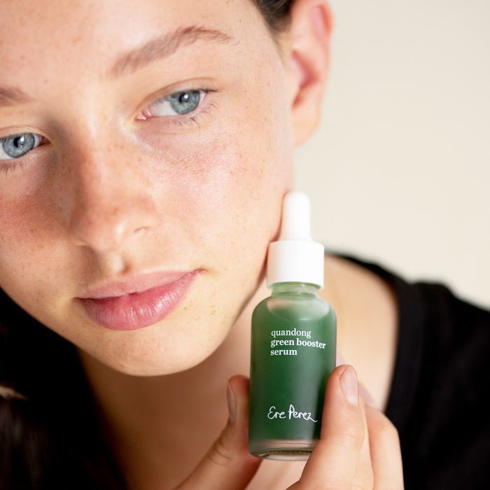 Ere Perez Quandong Green Booster Serum Model Girl with Serum