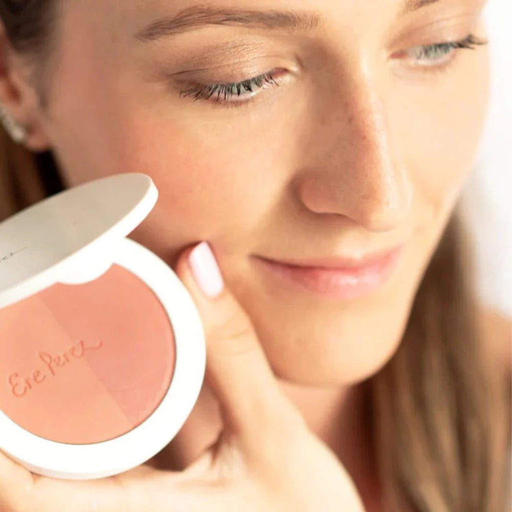 Rice Powder Blush Bondi - old packaging - Model