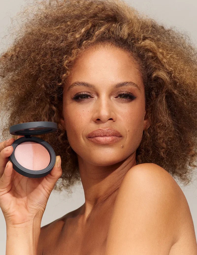 INIKA Organic Mineral Baked Blush Duo - Pink Tickle Model