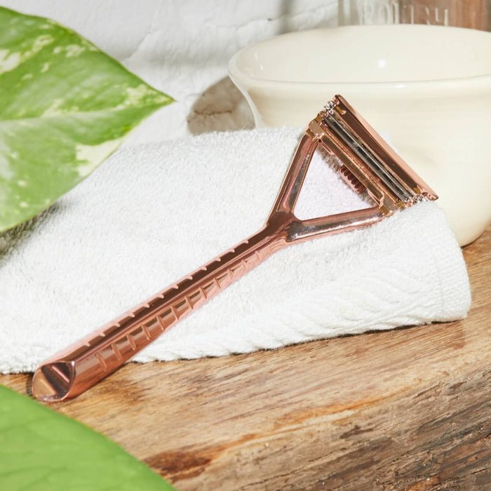 The Leaf Razor Kit Rose Gold Mood