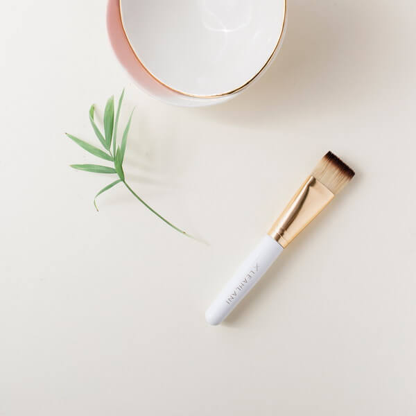 Leahlani Mask Brush