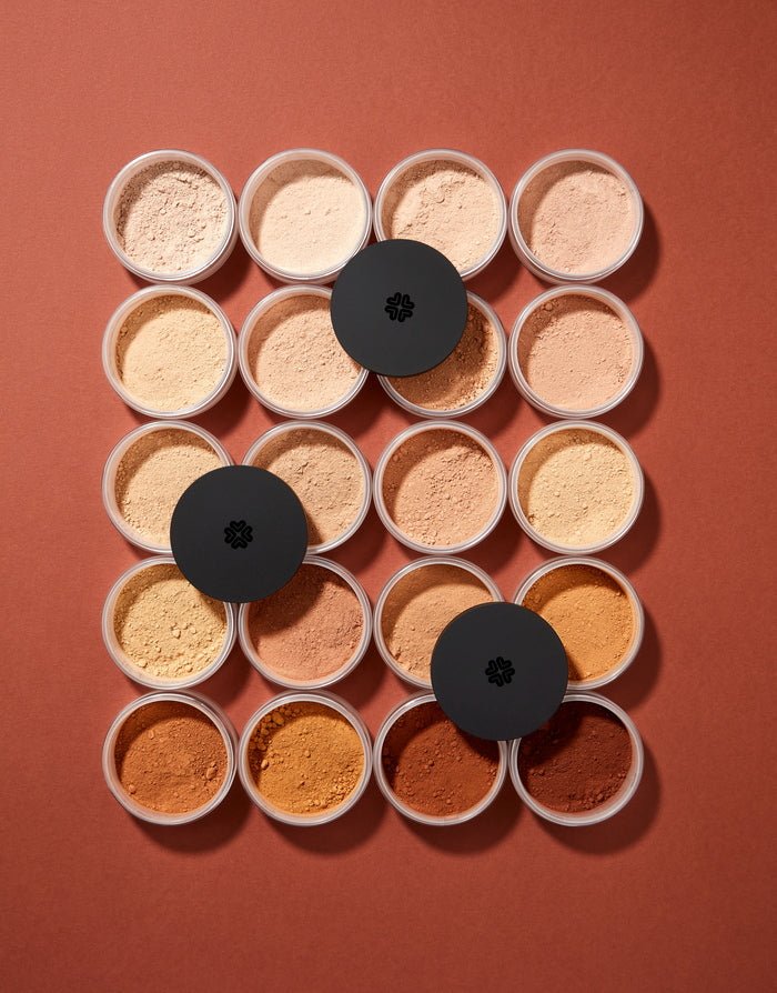 Lily Lolo Mineral Foundation SPF 15 Still Life