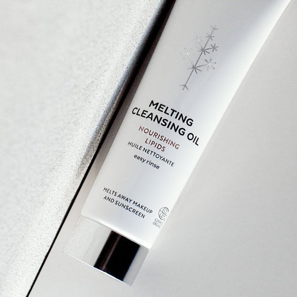 Mádara Melting Cleansing Oil - Lifestyle