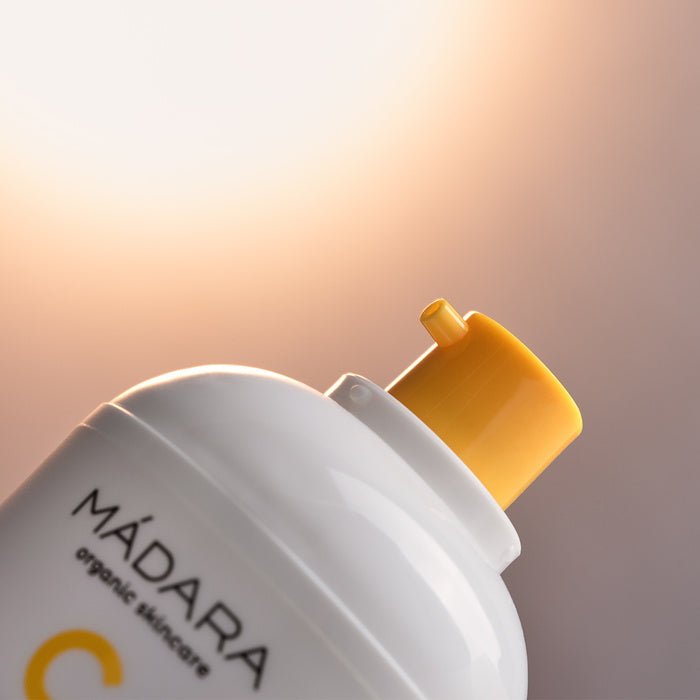 Mádara Vitamin C Intense Glow Concentrate - close up