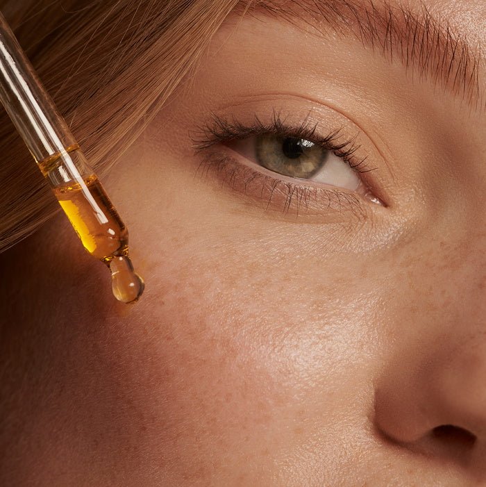 Facial Beauty Elixir Close up