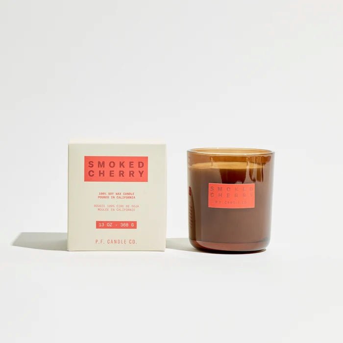 P.F. Candle Co. Hi-Fi Collection Smoked Cherry - Verpackung