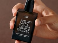 Ruhi Retinal Serum Texture Video