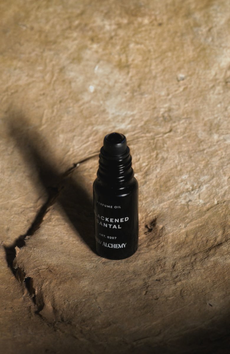 Blackened Santal Perfume Oil Roller 10 ml Mood 2