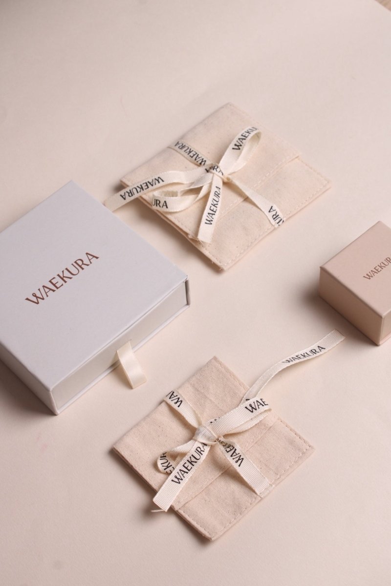 Waekura Agathe Earrings Verpackung