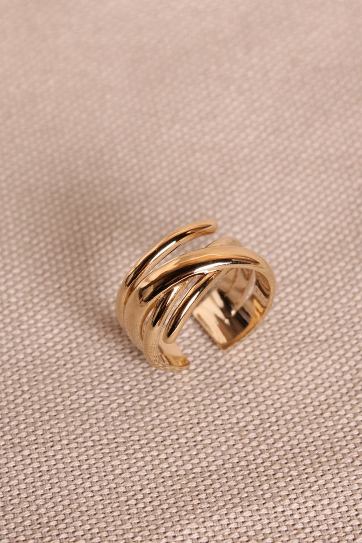 Waekura Romane Ring - Details