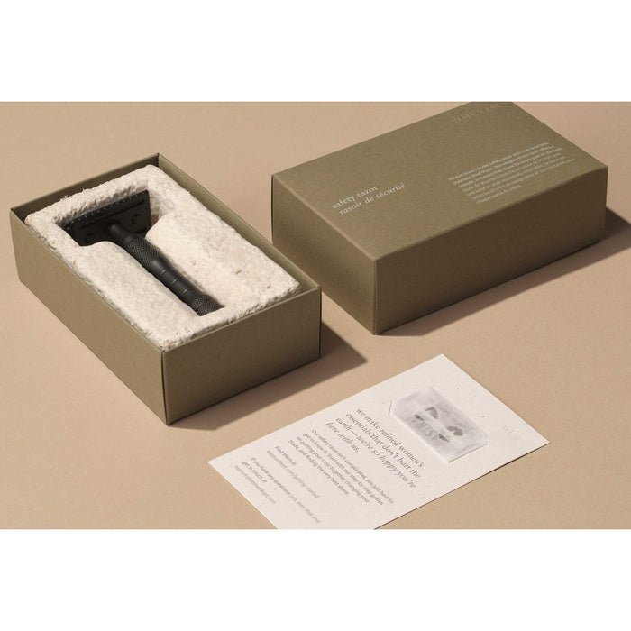 Well Kept Safety Razor Packaging